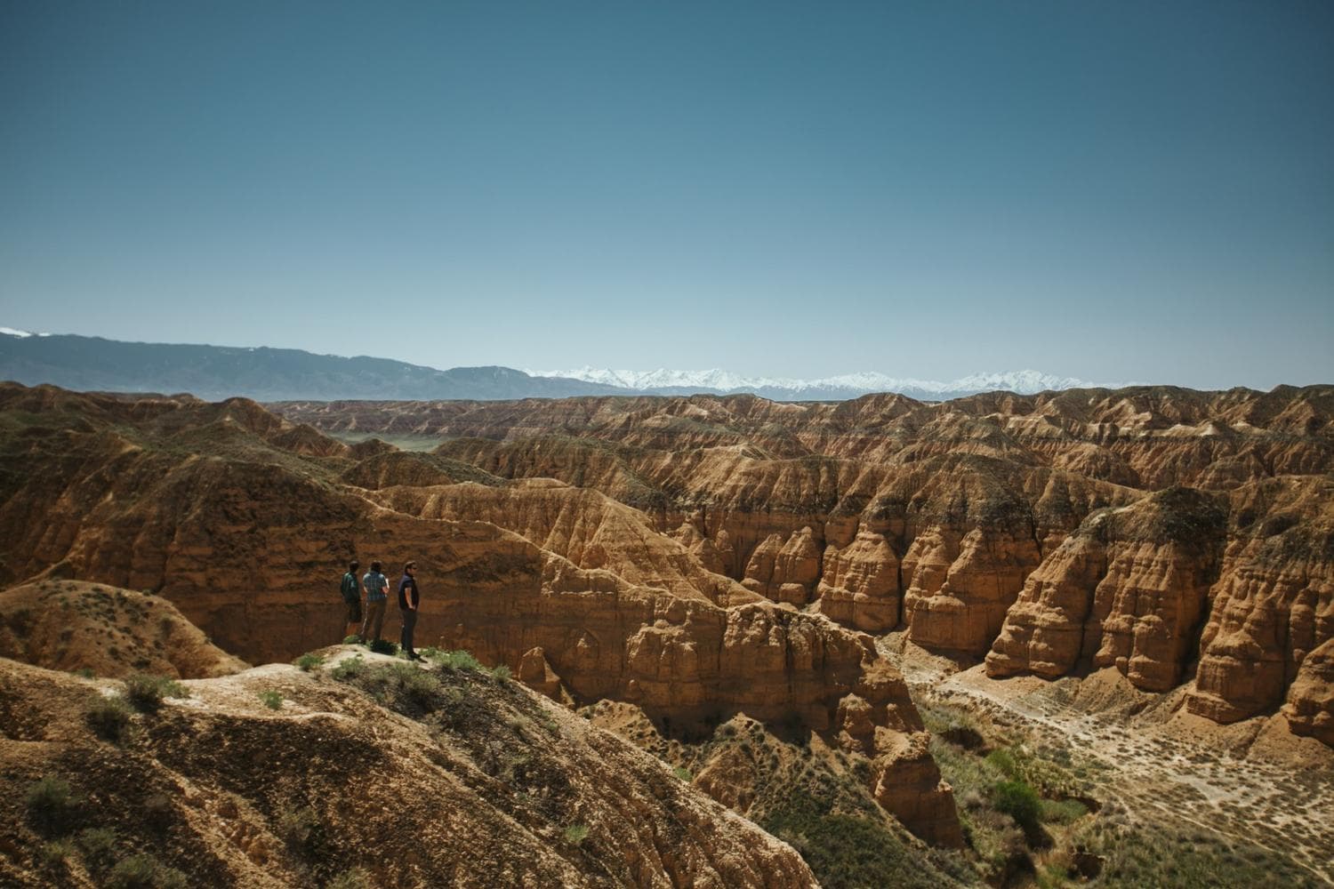 Lakes And Canyons