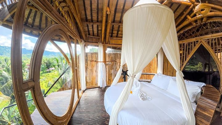 Treehouse Sidemen photo 5
